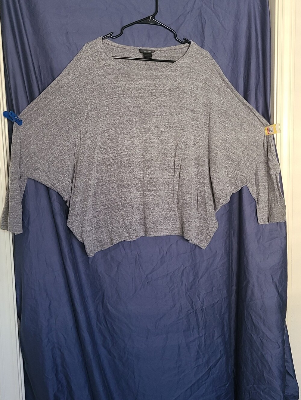 Natori Light Gray Scoop-Neck Batwing Top